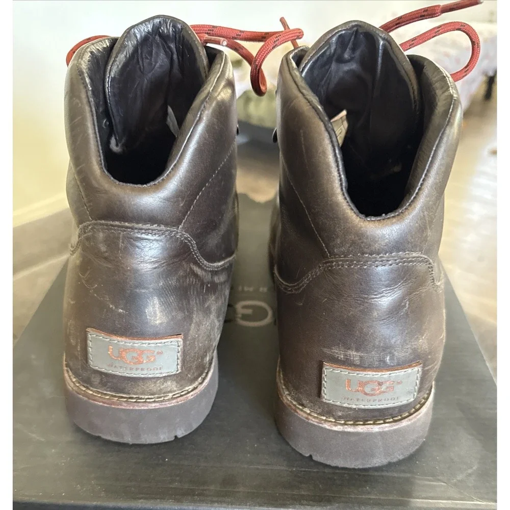 UGG hafstein brown
